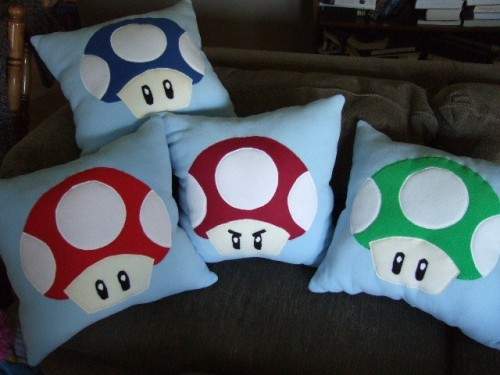 super-mario-brothers-mushroom-bed-pillows