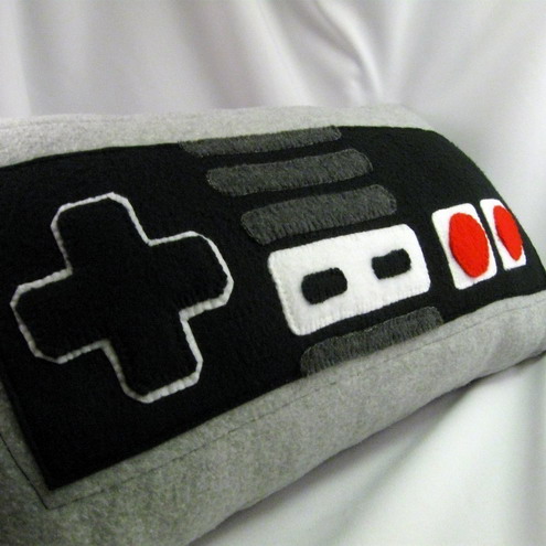 nes controller pillow1