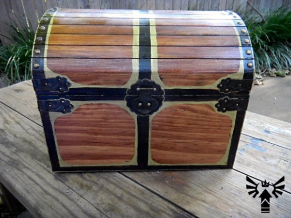 Musical Life-Sized Zelda Treasure Chest BygonesandPowerUps 1